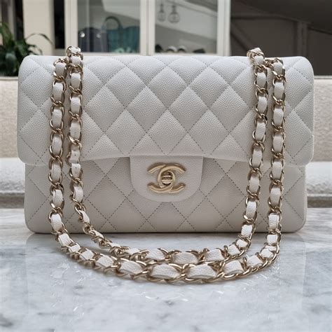 chanel classic flap white caviar